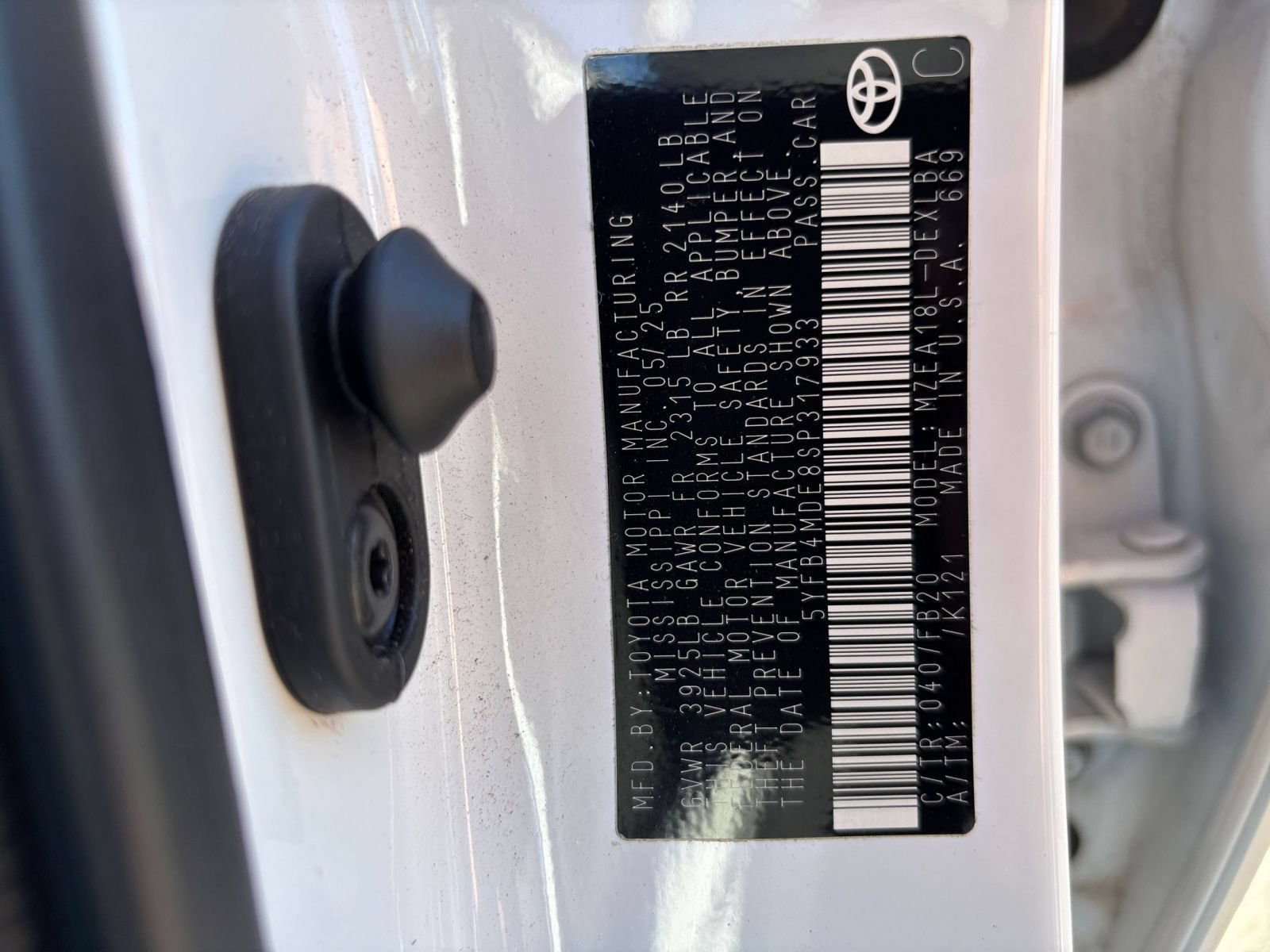 Used 2025 Toyota Corolla LE FWD image 26