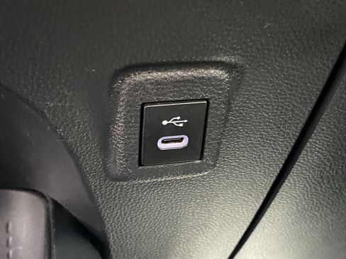 Used 2023 Toyota Corolla LE image 22