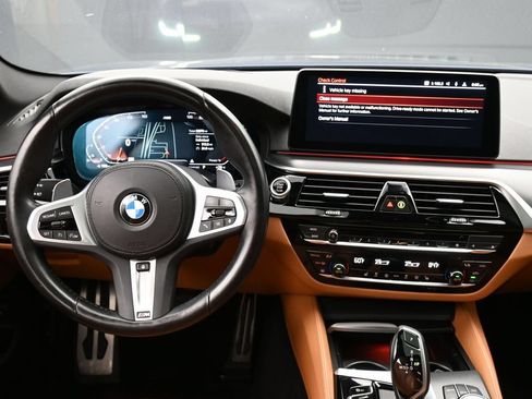 Used 2023 BMW 540i xDrive w/ Executive Package AWD/4WD image 11