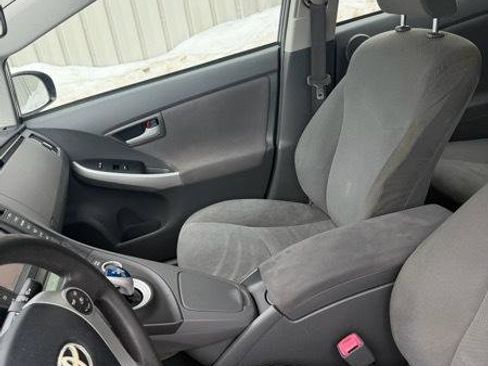 Used 2010 Toyota Prius Three w/ Navigation Pkg image 14