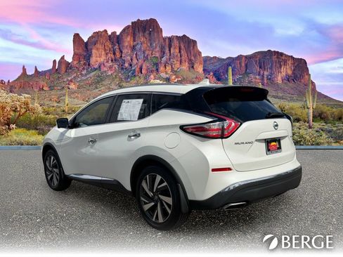 Used 2016 Nissan Murano Platinum w/ Platinum Technology Package FWD image 4