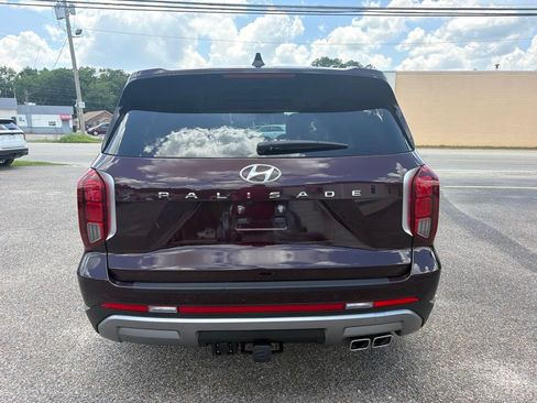 Used 2023 Hyundai Palisade Limited w/ Cargo Package FWD image 7