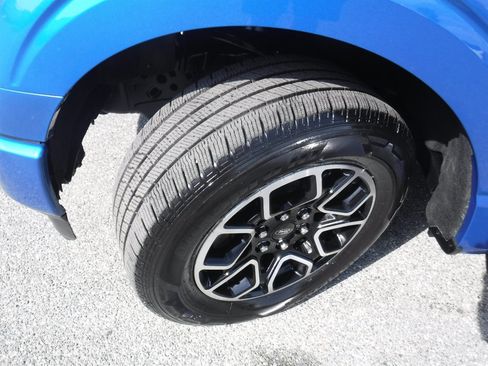 Used 2021 Ford F150 Lariat w/ Max Trailer Tow Package image 29