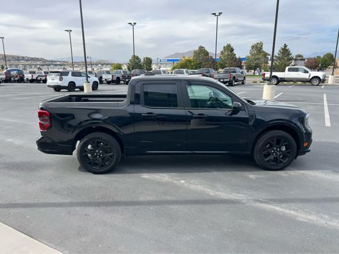 Used 2025 Ford Maverick Lobo AWD/4WD image 14
