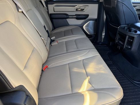 Used 2020 RAM 1500 Limited AWD/4WD image 13
