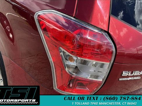 Used 2014 Subaru Forester 2.5i Premium w/ All-Weather Package image 31