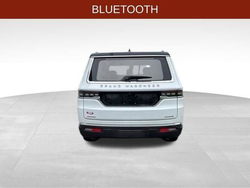 Used 2022 Jeep Grand Wagoneer Series III w/ Flexible Seating Group AWD/4WD image 6