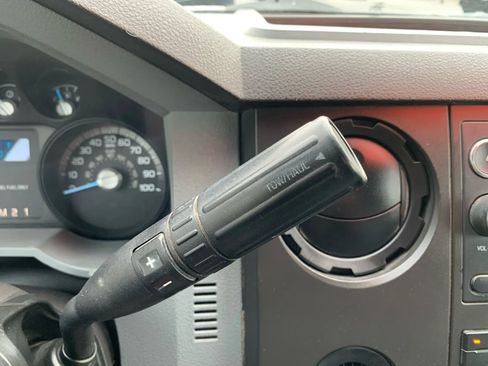 Used 2012 Ford F550 4x4 Regular Cab Super Duty w/ Payload Upgrade Pkg image 17