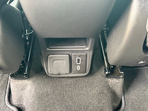 Used 2023 Chevrolet TrailBlazer LT w/ Convenience Package AWD/4WD image 21