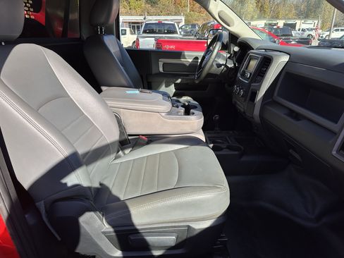 Used 2015 RAM 3500 Tradesman w/ Power & Remote Entry Group image 12