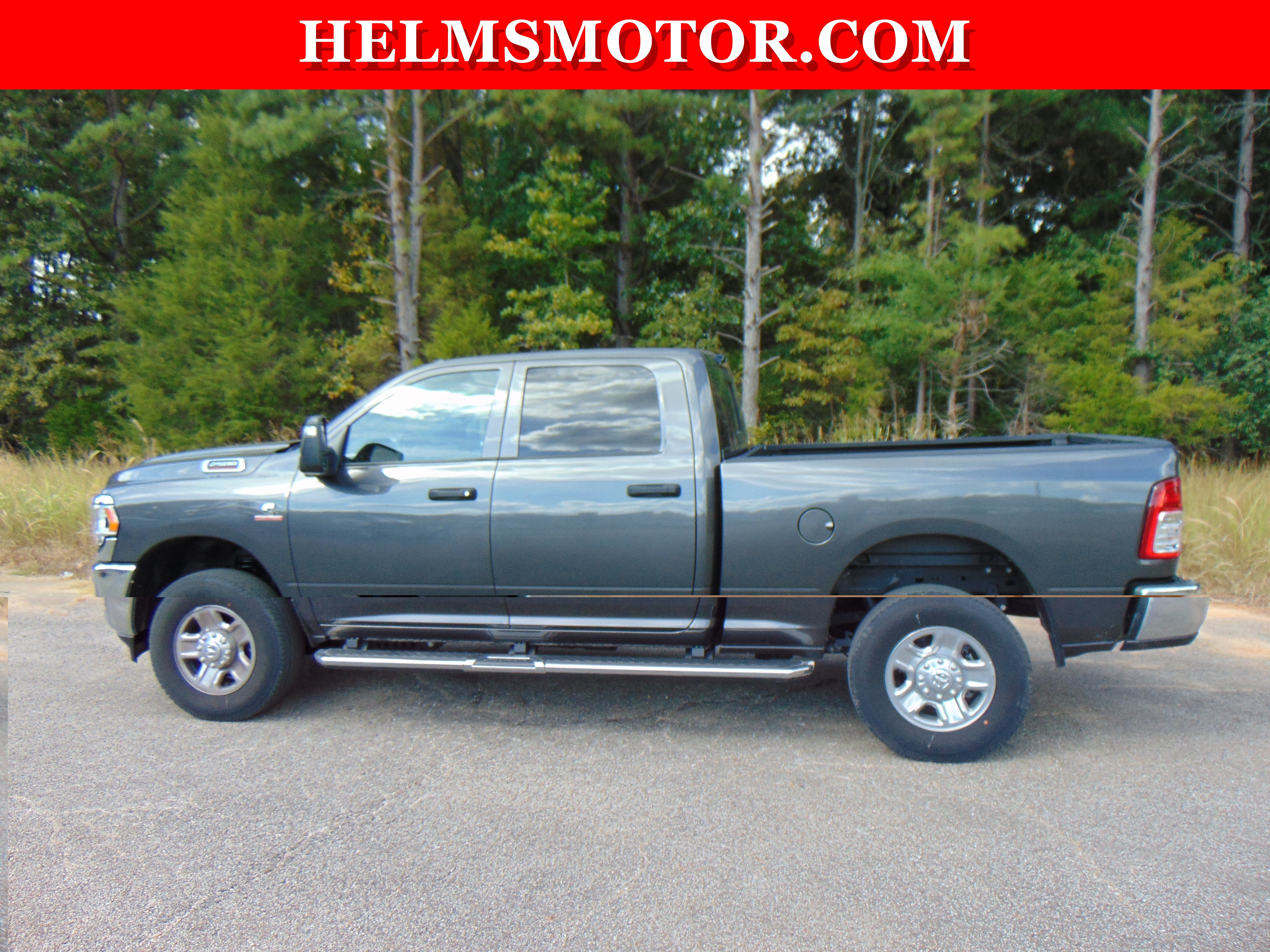 Used 2024 RAM 2500 Tradesman w/ Chrome Appearance Group AWD/4WD image 1