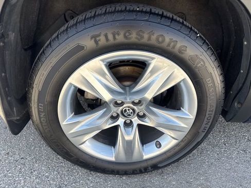 Used 2016 Toyota Highlander Limited Platinum AWD/4WD image 21