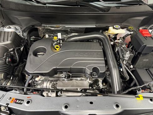 New 2026 Chevrolet Equinox RS w/ LPO, Floor Liner Package image 4