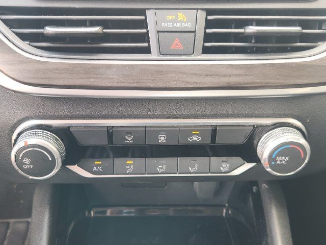 Used 2024 Nissan Altima 2.5 SV FWD image 17