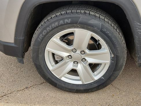 Used 2022 Jeep Compass Latitude w/ Convenience Group image 7