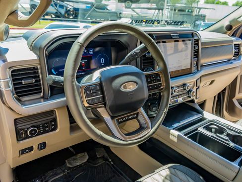 Used 2026 Ford F450 Platinum w/ Platinum Plus Package image 17