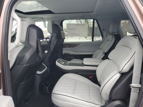 New 2026 Lincoln Navigator L Black Label image 27