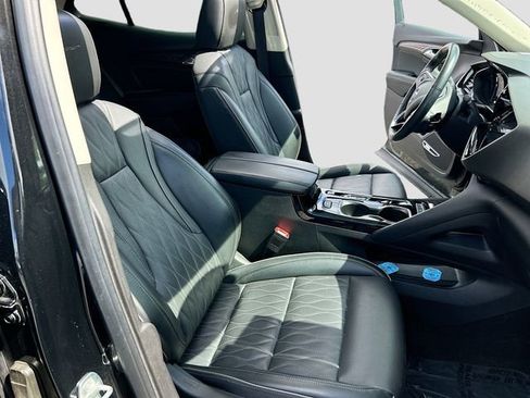Used 2022 Buick Envision Avenir w/ Technology Package II FWD image 26