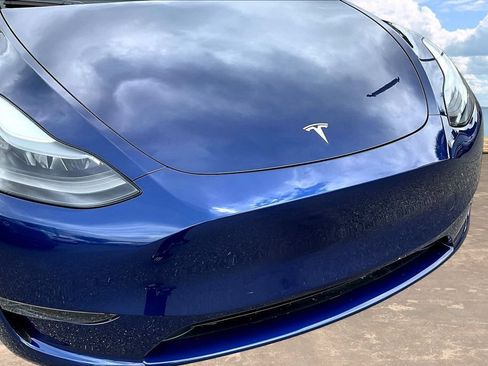 Used 2023 Tesla Model Y Long Range AWD/4WD image 25