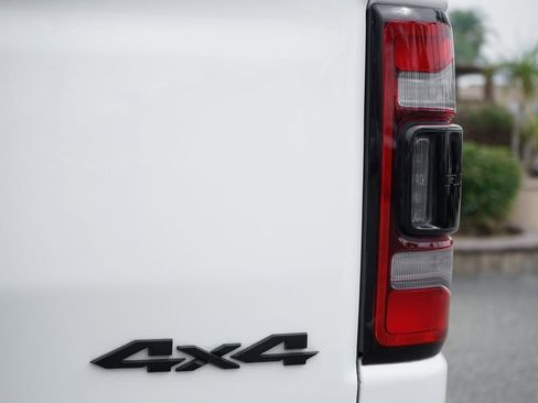 Used 2024 RAM 1500 Laramie AWD/4WD image 50