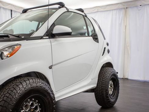 Used 2013 smart fortwo Coupe image 28