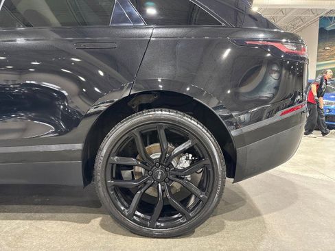 Used 2018 Land Rover Range Rover Velar S image 89