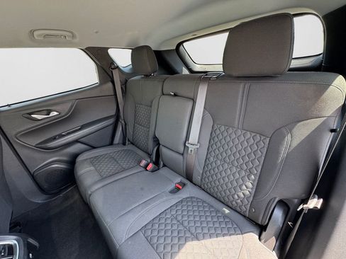 Used 2022 Chevrolet Blazer LT FWD image 12