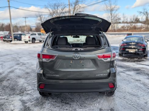 Used 2016 Toyota Highlander Limited image 38