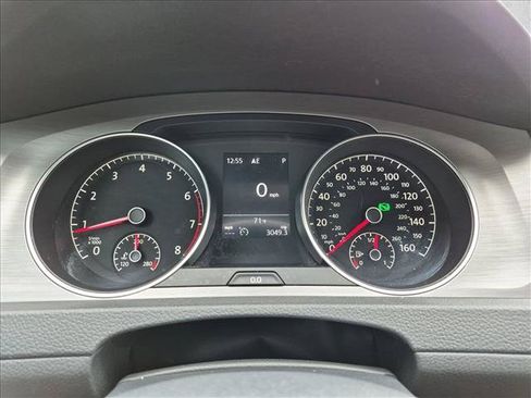 Used 2017 Volkswagen Golf S AWD/4WD image 11