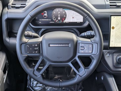 New 2026 Land Rover Defender 110 X-Dynamic SE AWD/4WD image 17