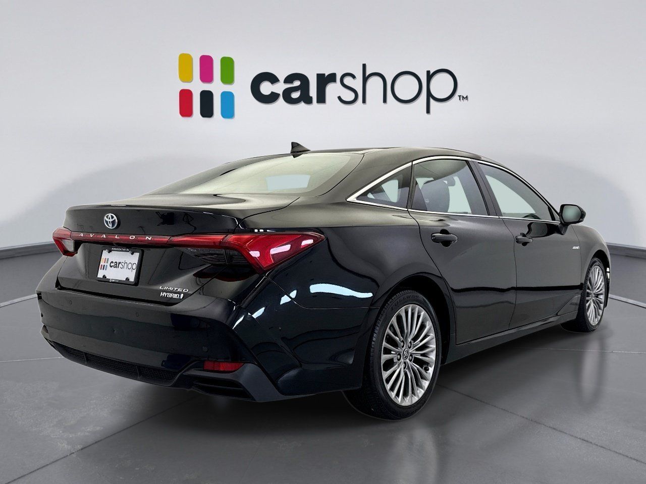 Used 2021 Toyota Avalon Limited w/ Advanced Safety Package FWD image 5