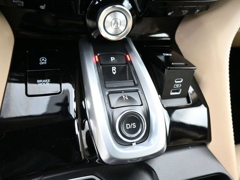 Used 2023 Acura MDX SH-AWD w/ Advance Package image 17
