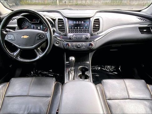 Used 2017 Chevrolet Impala Premier w/ Enhanced Convenience Package FWD image 15