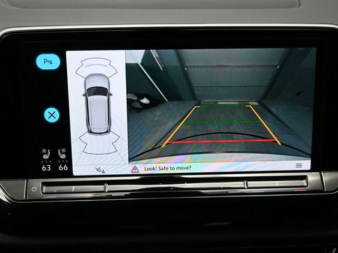 Used 2024 Volkswagen Atlas SE w/ Black Wheel Package image 22