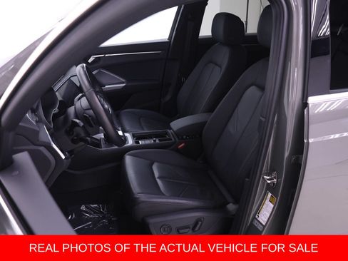 Used 2022 Audi Q3 2.0T Premium AWD/4WD image 4