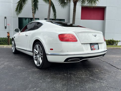 Used 2016 Bentley Continental GT image 6