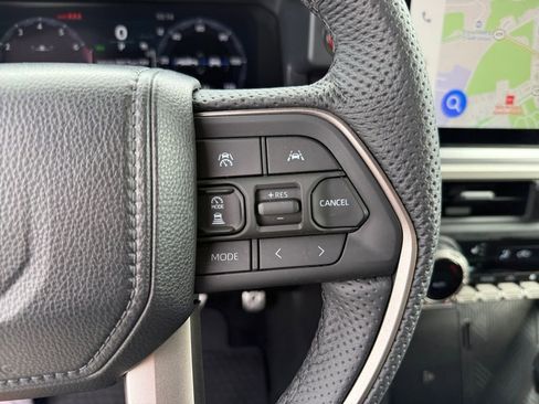 Used 2025 Toyota Tacoma TRD Sport w/ TRD Sport Premium Package AWD/4WD image 22