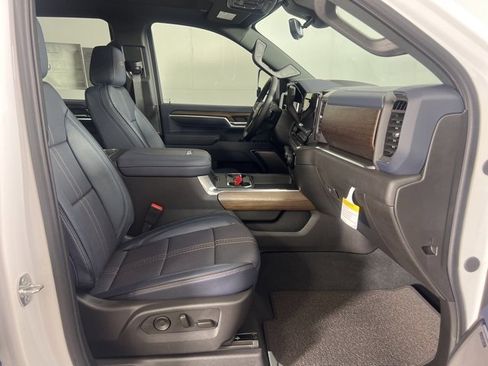 New 2025 Chevrolet Silverado 2500 High Country w/ Technology Package image 12