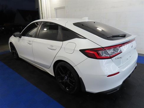 Used 2022 Honda Civic Sport image 7
