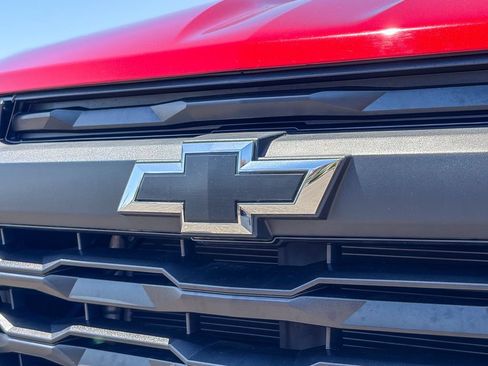 Certified 2023 Chevrolet Colorado Trail Boss w/ Advanced Trailering Package AWD/4WD image 12