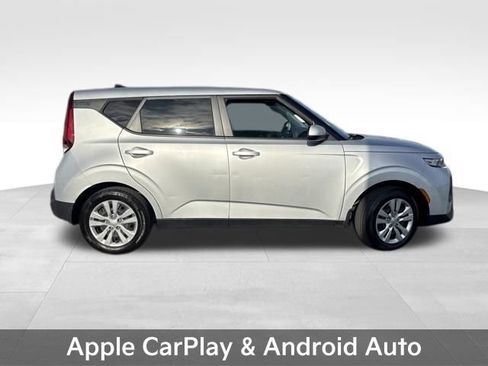 Used 2020 Kia Soul LX image 9