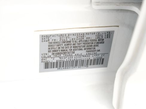 Used 2021 Nissan Sentra SR w/ SR Premium Package FWD image 32