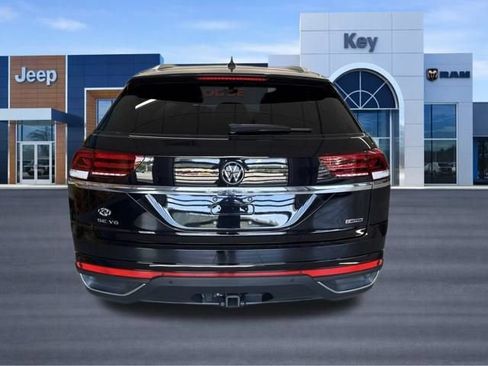 Used 2022 Volkswagen Atlas Cross Sport SE AWD/4WD image 5