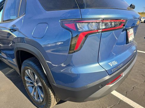 New 2026 Chevrolet Equinox LT w/ Convenience Package II image 35