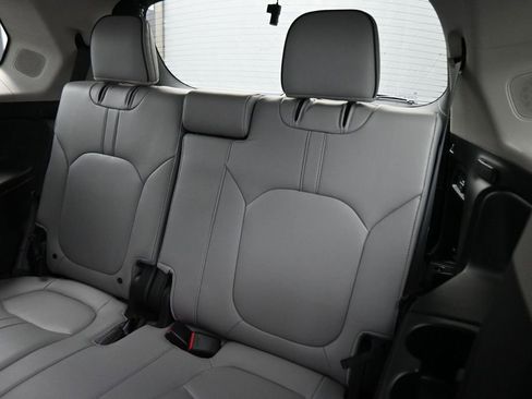 Used 2024 Honda Pilot Elite image 21