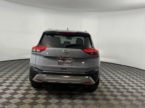 Used 2022 Nissan Rogue Platinum w/ Head-Up Display Package FWD image 9