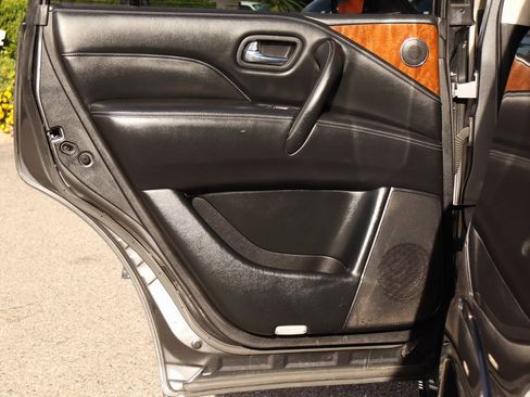 Used 2019 INFINITI QX80 Luxe image 43