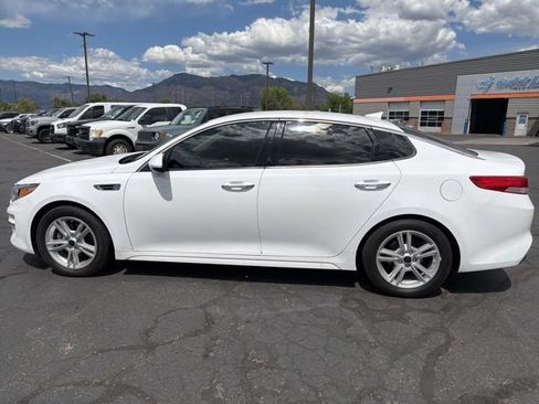 Used 2017 Kia Optima EX w/ Paint Protection Package FWD image 10