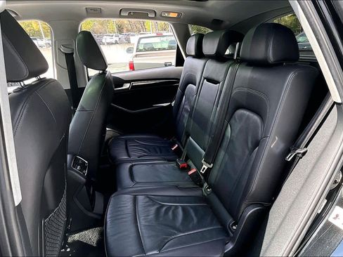 Used 2017 Audi Q5 2.0T Premium image 19