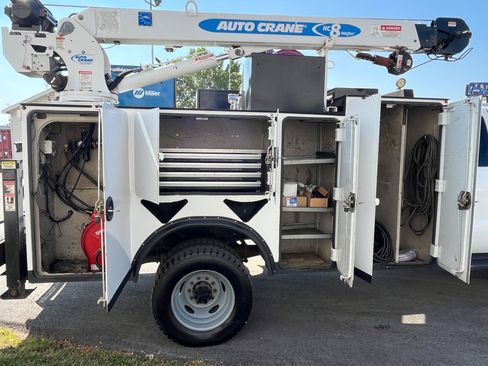 Used 2016 Ford F550 4x4 SuperCab Super Duty image 13